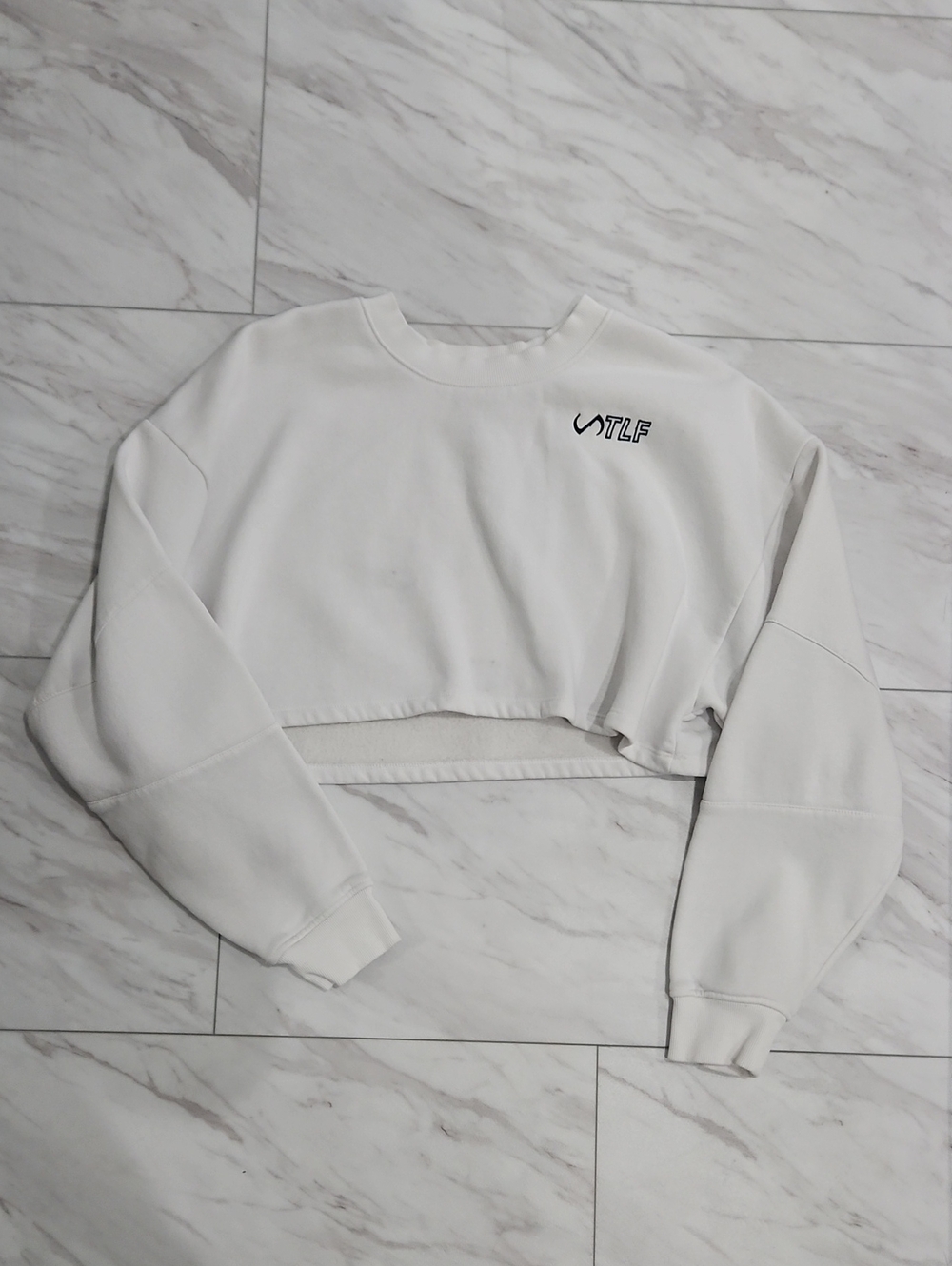 VTLF White Cropped Crewneck Sweatshirt